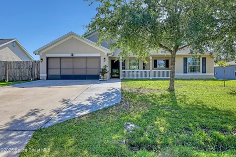 731 Daniels Avenue SW Palm Bay FL 32908