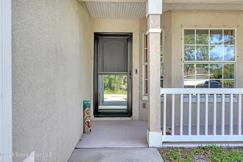 731 Daniels Avenue SW Palm Bay FL 32908