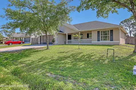 731 Daniels Avenue SW Palm Bay FL 32908