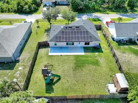 731 Daniels Avenue SW Palm Bay FL 32908