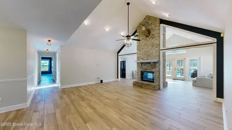 5670 Bob White Trail Mims FL 32754