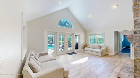 5670 Bob White Trail Mims FL 32754