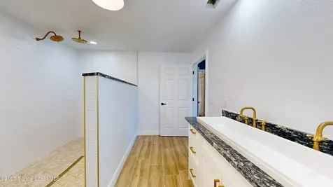 5670 Bob White Trail Mims FL 32754