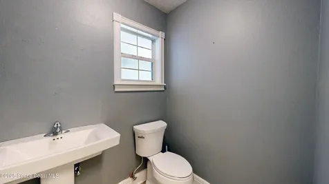 5670 Bob White Trail Mims FL 32754