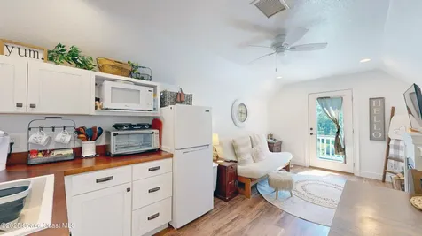 5670 Bob White Trail Mims FL 32754