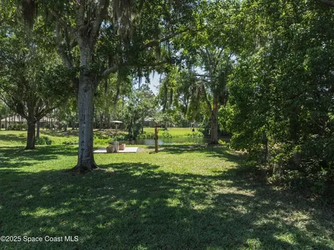 5670 Bob White Trail Mims FL 32754