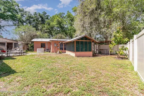1860 NE 62nd Street Ocala FL 34479