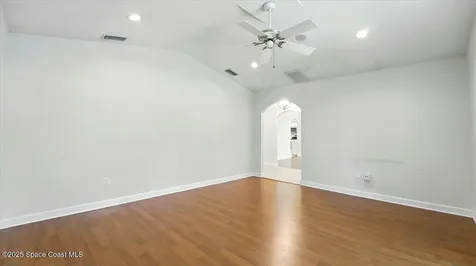 5395 Amy Way Mims FL 32754