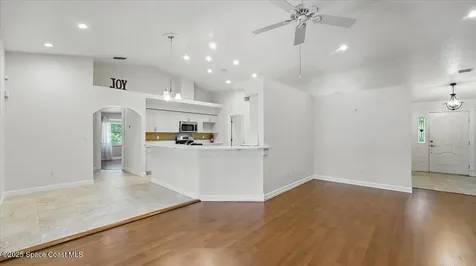 5395 Amy Way Mims FL 32754