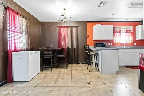1045 Dove Street Melbourne FL 32935