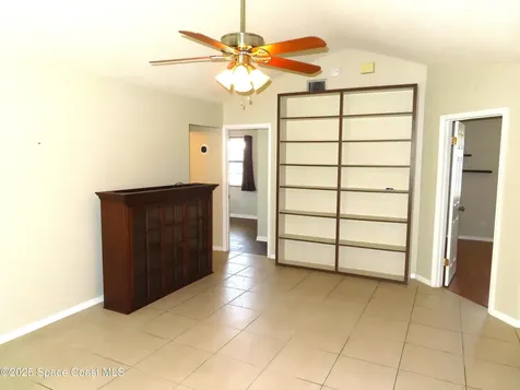 8725 22nd Street Vero Beach FL 32966