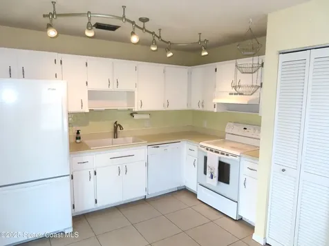 8725 22nd Street Vero Beach FL 32966