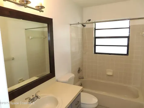 8725 22nd Street Vero Beach FL 32966