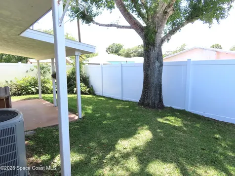 8725 22nd Street Vero Beach FL 32966