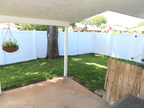 8725 22nd Street Vero Beach FL 32966