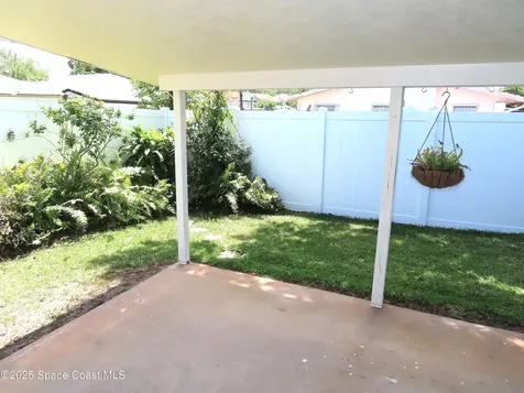 8725 22nd Street Vero Beach FL 32966