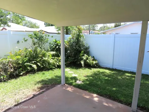 8725 22nd Street Vero Beach FL 32966