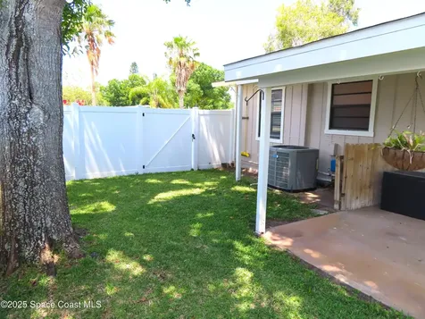 8725 22nd Street Vero Beach FL 32966