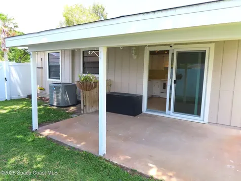 8725 22nd Street Vero Beach FL 32966