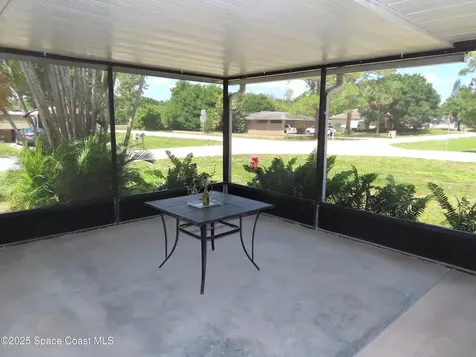 8725 22nd Street Vero Beach FL 32966