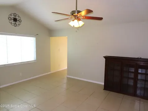 8725 22nd Street Vero Beach FL 32966