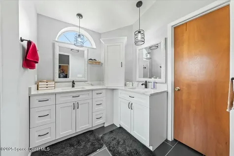 2756 Kingsmill Avenue Melbourne FL 32934