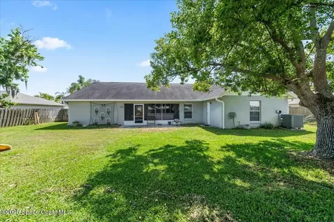 2756 Kingsmill Avenue Melbourne FL 32934