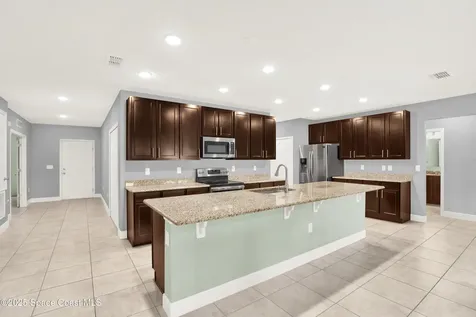158 Donald Avenue NE Palm Bay FL 32907