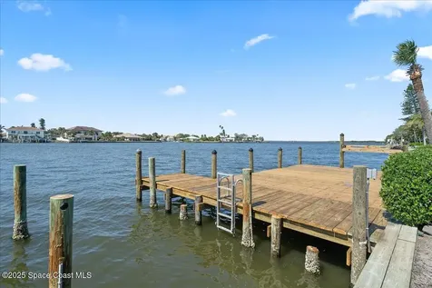 110 W Bay Drive Cocoa Beach FL 32931