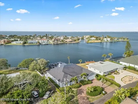 110 W Bay Drive Cocoa Beach FL 32931
