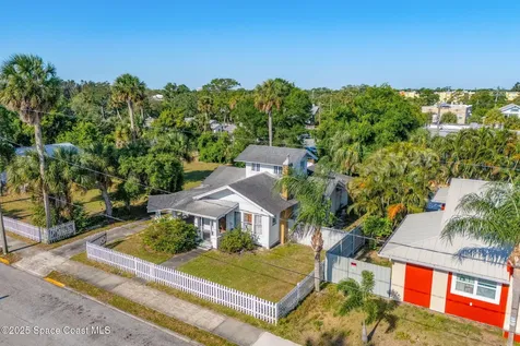 2106 Vernon Place Melbourne FL 32901