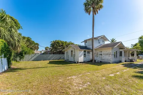2106 Vernon Place Melbourne FL 32901