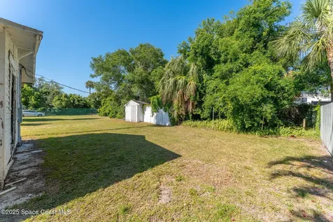 2106 Vernon Place Melbourne FL 32901