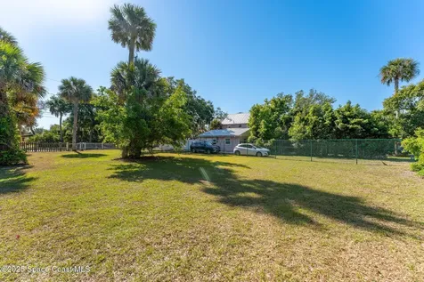 2106 Vernon Place Melbourne FL 32901