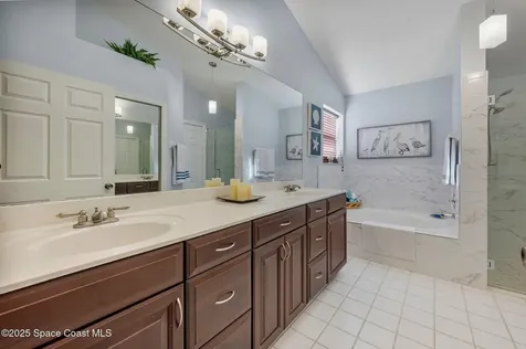 1512 Heartwellville Street NW Palm Bay FL 32907
