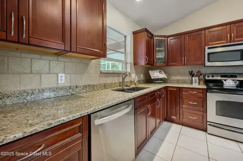 1512 Heartwellville Street NW Palm Bay FL 32907