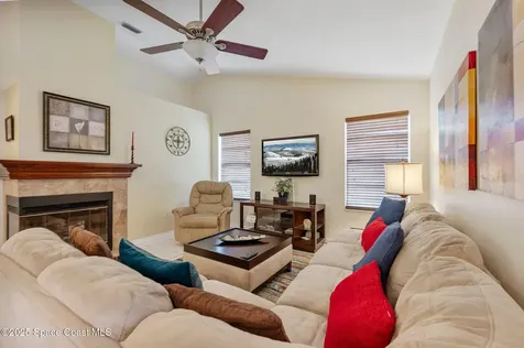 1512 Heartwellville Street NW Palm Bay FL 32907