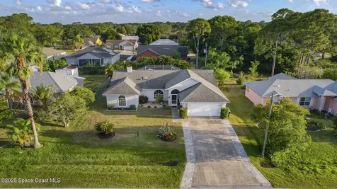 1512 Heartwellville Street NW Palm Bay FL 32907