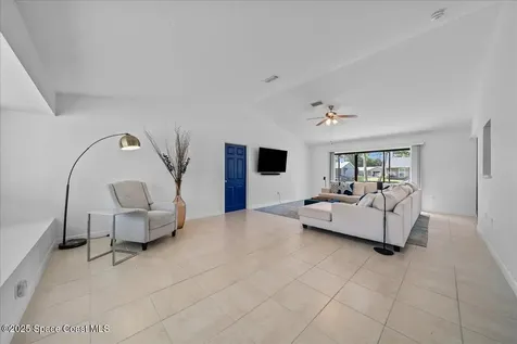 1344 Kayford Street NW Palm Bay FL 32907