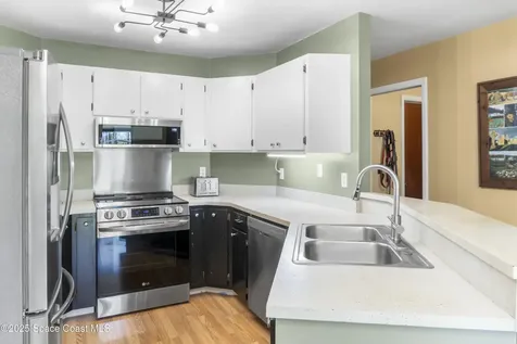 5895 Pine Sap Avenue Grant FL 32949