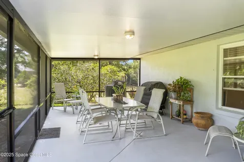5895 Pine Sap Avenue Grant FL 32949