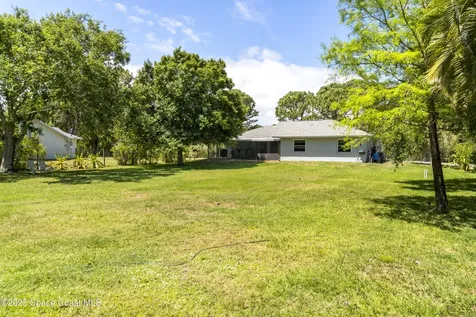 5895 Pine Sap Avenue Grant FL 32949