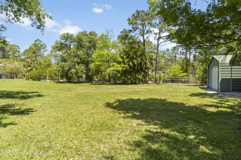 5895 Pine Sap Avenue Grant FL 32949