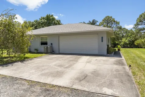5895 Pine Sap Avenue Grant FL 32949