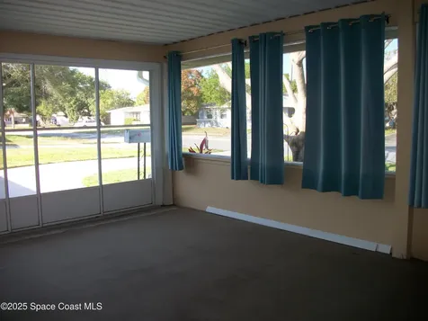 831 Edwards Street NE Palm Bay FL 32905