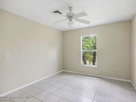 7745 99th Court Vero Beach FL 32967