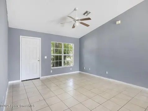 7745 99th Court Vero Beach FL 32967