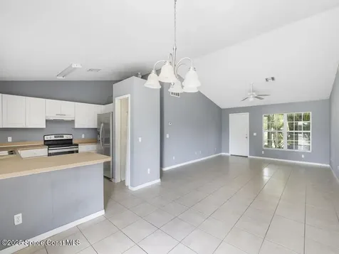 7745 99th Court Vero Beach FL 32967