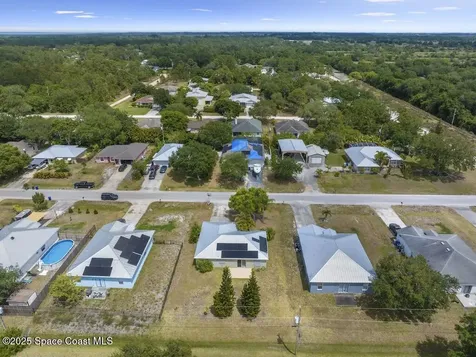 7745 99th Court Vero Beach FL 32967