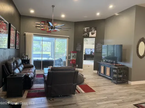 4749 Stoneview Circle Oldsmar FL 34677